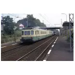 Autorail RGP2 X 2700 Grün/Gelb Analog JOUEF 2386 SNCF HO 1/87 EP