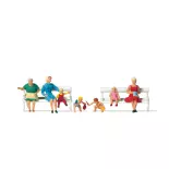 Pack de 3 Mères et 4 enfants assis - Figurine - PREISER 10051 - Échelle HO : 1/87ème