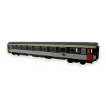 Voiture voyageurs VSE A9u livrée corail, logo carmillon - LS Models 40383 - HO 1/87 - SNCF - Ep VI - 2R