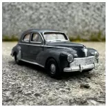 Voiture Peugeot 203 - berline gris anthracite - Brekina 92981 - HO 1/87