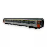 Voiture voyageurs VSE A9u, livrée corail, logo encadré - LS Models 40380 - HO 1/87 - SNCF - Ep IV - 2R