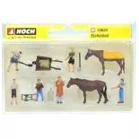 set of 6 figures, 2 horses & accessories "Work at the stable" NOCH 15634 - HO