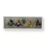 Pack de 4 cyclistes et remorque à vélo Preiser 10507 - HO 1:87