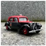 Car TAXI G7 Citroën Traction 11B 1952 red and black - Sai 6111 - HO 1/87