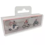 Set of 3 figures on 2 wheels - Faller 151801 - HO 1/87