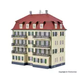 Immeuble d'appartements avec balcon - Kibri 38354 - HO 1/87