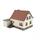 Einfamilienhaus mit Garage Miniatur NOCH 63606 - N 1/160