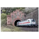 Locomotive électrique classe 147.5, livrée blanche avec bande rouge - Arnold HN2596 - N 1/160 - DB AG - Ep VI - Analogique - 2R