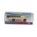Berlinet VSA car with signs for several towns SAI 4894 - HO 1/87