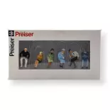 6 figurines assises Preiser 68209 - 1:50 & O 1:43 - Peintes