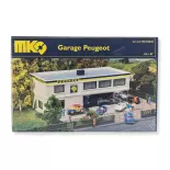 Garage Peugeot avec vitrine MKD 2024 - HO 1/87 - 215 x 80 x 98 mm