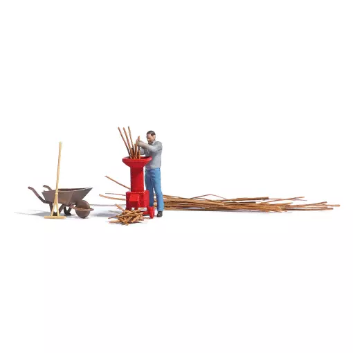 Scene "shredder" with Busch 7970 character - HO 1/87