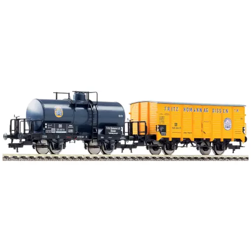 Set of 2 freight cars with the inscription "FRITZ HOMANN AG" delivered in orange and blue
