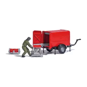 Remorque avec pompe portable TSA et personnage Busch 7962 - HO : 1/87