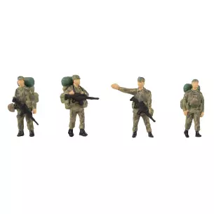SOLDATS AVEC BAGAGES