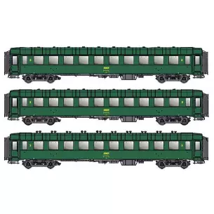 Set of 3 OCEM second class B10 cars with green livery, grey chassis, green roof, UIC marking