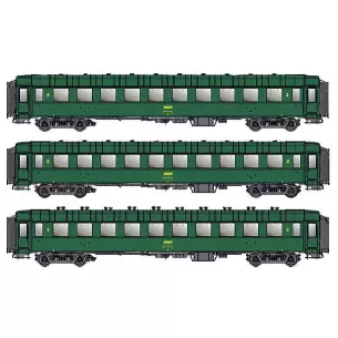 Coffret de 3 voitures OCEM seconde classe B10 livrée verte, châssis gris, toit vert, marquage UIC