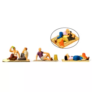5 personnages se reposant en plein air sur des couvertures - PREISER 10618 - HO 1/87