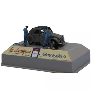 Voiture Citroën 2cv AZLP gris, 2 pompistes et accessoires SAI 1912 - HO 1/87