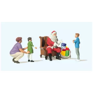 Père Noël avec 2 enfants et 1 femme