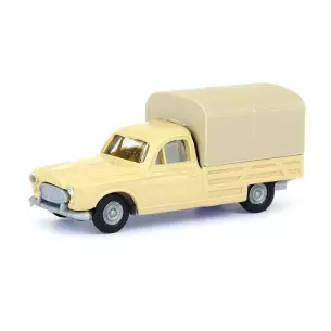 Peugeot 403 beige bâchée