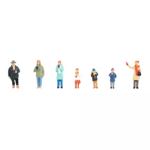 Pack de 7 personnages divers "Au Marché de Noël" FALLER 151647 - HO 1/87