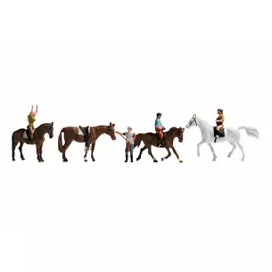 Pack de 4 chevaux et 4 cavaliers NOCH 15630 - HO : 1/87ème