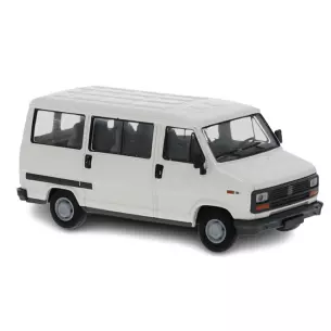 Minibus Fiat Ducato I blanc BREKINA 34900 - HO 1/87 - Bus