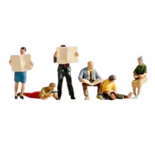 Characters reading / 6 figures