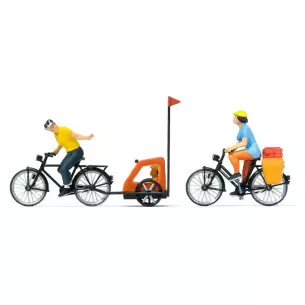 3 personnages se baladant à vélo en famille - PREISER 10636 - HO 1/87