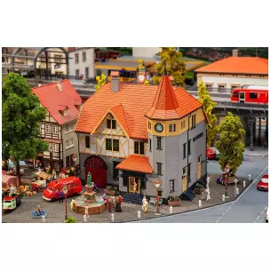 Town Hall with Fire Station - HO 1/87 - Faller 130649