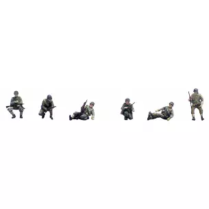 Groupe de Combat assis/accroupis char 2 DB - 6 soldats HO 1/87