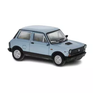 Voiture Autobianchi A112, livrée bleue claire métallisée PCX 870273 - HO 1/87 -