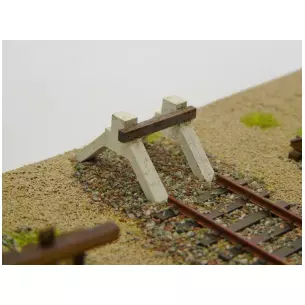 Lot of 12 bi-block knockers in wood and reinforced concrete Bois Modélisme 113008 - HO 1/87
