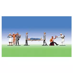 Set of 8 figures of rescue and patient "Red Cross helpers / wounded".