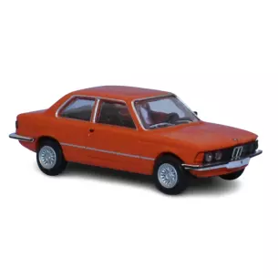 Voiture berline/Citadine BMW 323i orange BREKINA 24301- HO 1/87