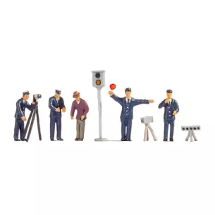 Lot "Police" avec 5 personnages et accessoires - NOCH 15100 - HO 1/87