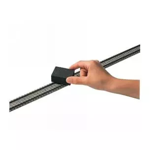 Gomme nettoyage de voies ou roues