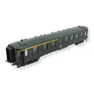 An OCEM RA A3B5 ex-midi "Sud-Ouest" REE MODELES VB388 - SNCF - HO 1/87