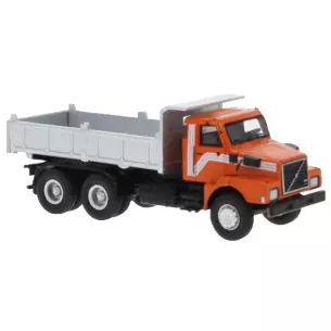 Camion benne Volvo N10 Brekina 27650 - HO : 1/87 - livrée orange / noir - 1980