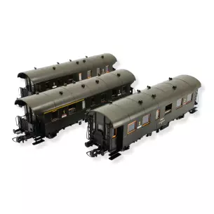 Trois voitures voyageurs (ex-DRG) du PKP - ROCO 74019 - HO 1/87