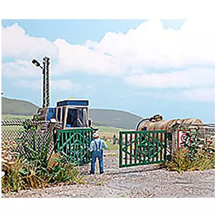 Fence and access gate, former GDR