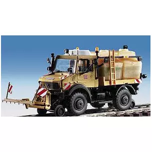 Short wagon for road-rail spraying