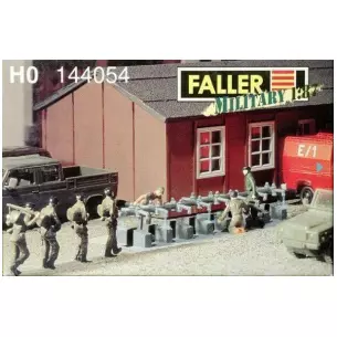 Fontaine d'eau pour lavage de bottes Faller 144054 - HO : 1/87 - Militaire