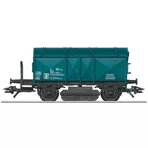 Track cleaning car