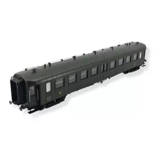 Une voiture OCEM RA B9 verte REE MODELES VB383 - SNCF - HO 1/87 - Ep IIIB