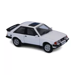 Voiture Ford Escort MK III XR3 blanche, PCX 870091 - HO 1/87