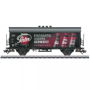 Closed refrigerated wagon for transporting Ibopqs beer MARKLIN 45029 - HO 1/87 -