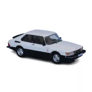 Véhicule Saab 900 Turbo - Blanc - PCX87 0648 - HO : 1/87
