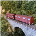 2 wagons